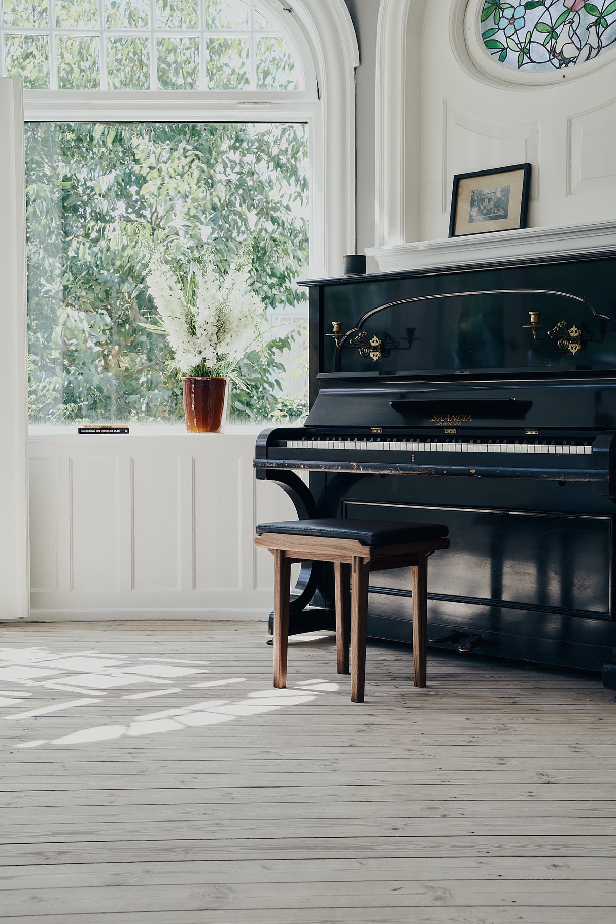 KA53 - Skammel - Valnød