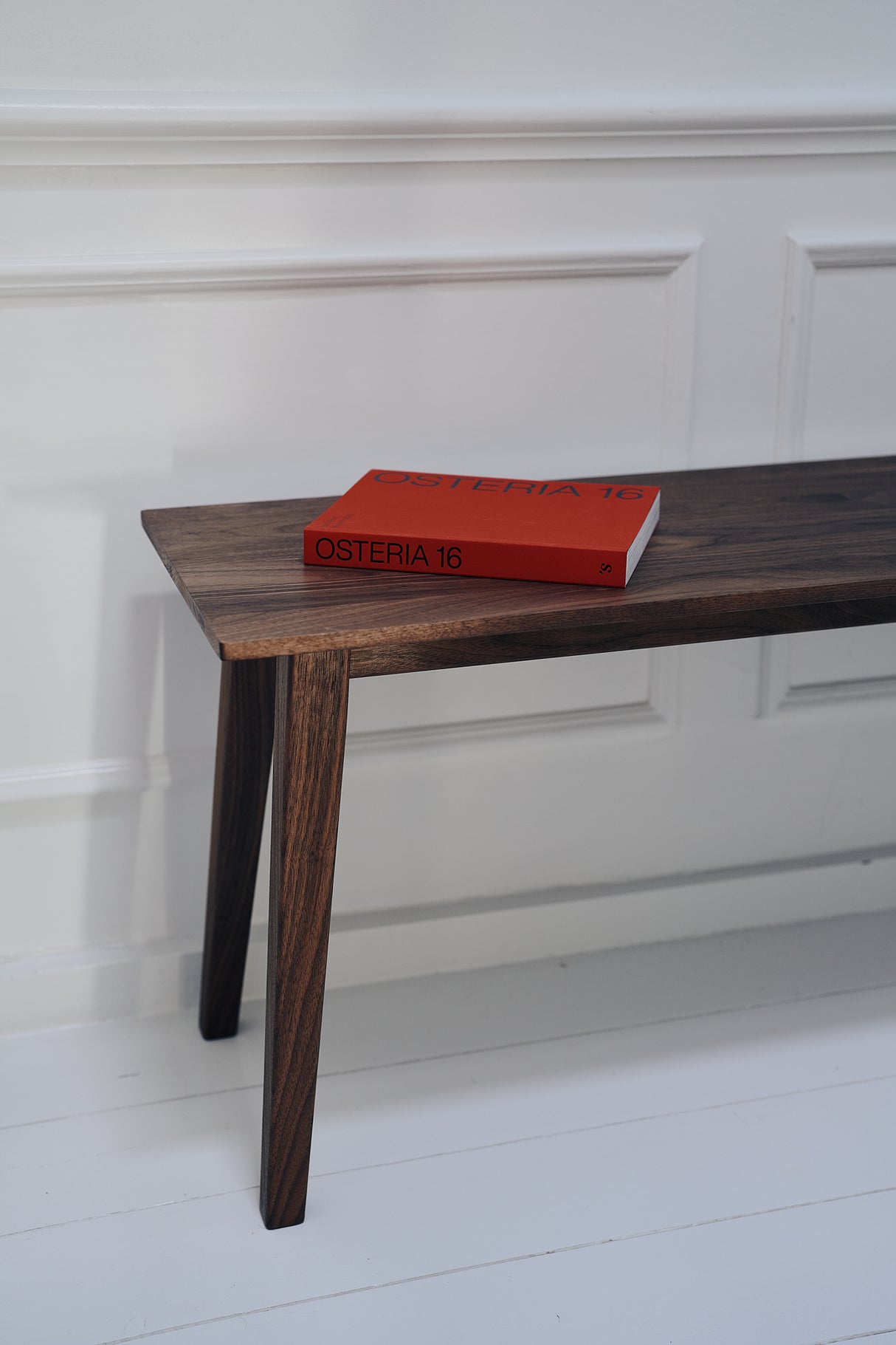 KA62 - Bænk - Valnød